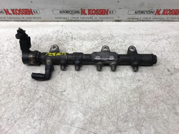 Gebruikte Galerij (Injectie) BMW 2 serie Gran Tourer (F46) Prijs op aanvraag aangeboden door N Kossen Autorecycling BV