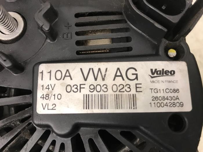 Dynamo van een Skoda Fabia II Combi 1.2 TSI 2011