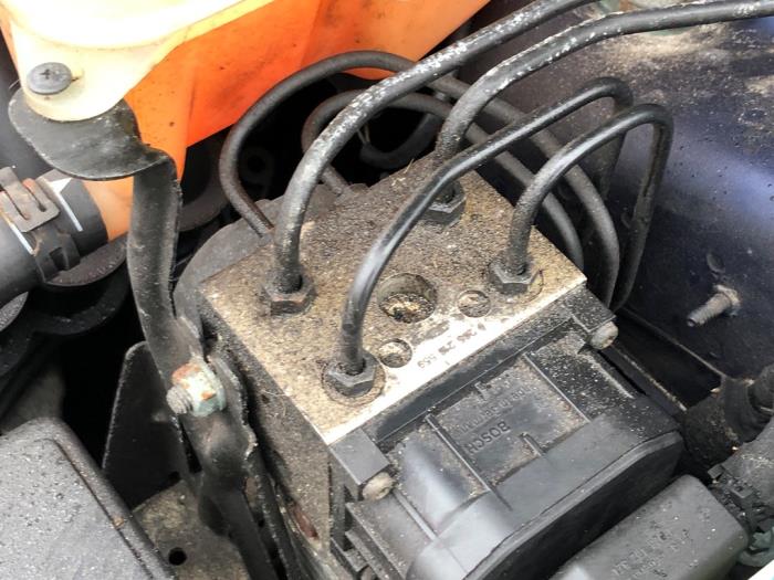Gebruikte ABS Pomp Audi A4 Avant (B5) 1.8 20V Prijs op aanvraag aangeboden door N Kossen Autorecycling BV
