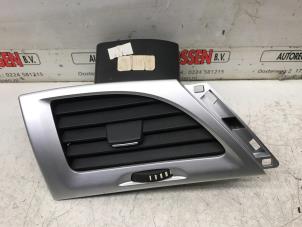 Gebruikte Luchtrooster Dashboard Renault Megane Prijs op aanvraag aangeboden door N Kossen Autorecycling BV