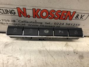 Gebruikte Schakelaar ESP Volkswagen Tiguan (5N1/2) 1.4 TSI 16V Prijs op aanvraag aangeboden door N Kossen Autorecycling BV