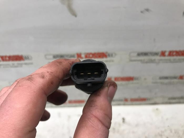 Brandstofdruk sensor van een Renault Master 2001
