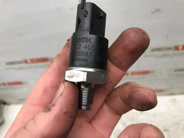 Brandstofdruk sensor van een Renault Master 2001
