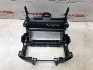 Gebruikte Dashboard deel Opel Vivaro 1.6 CDTi BiTurbo 125 Prijs op aanvraag aangeboden door N Kossen Autorecycling BV