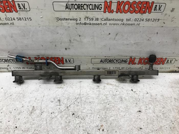 Gebruikte Injector brug Opel Zafira Prijs op aanvraag aangeboden door N Kossen Autorecycling BV
