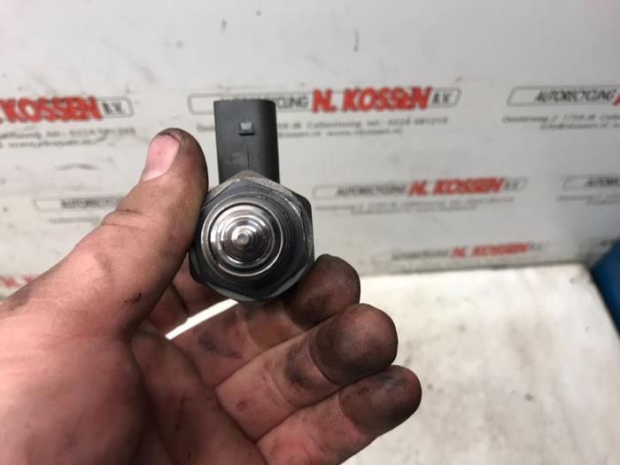Brandstofdruk sensor van een Volkswagen Touran 2015