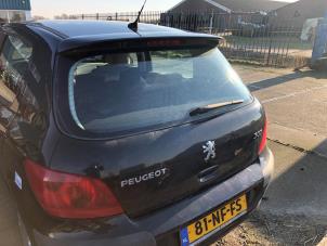 Gebruikte Achterklep Peugeot 307 (3A/C/D) 1.6 16V Prijs op aanvraag aangeboden door N Kossen Autorecycling BV