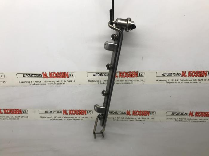 Gebruikte Injector brug Volkswagen Golf IV (1J1) Prijs op aanvraag aangeboden door N Kossen Autorecycling BV