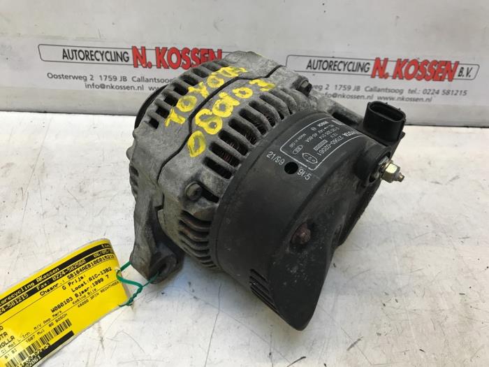 Gebruikte Dynamo Toyota Corolla (E11) 1.6 16V Prijs op aanvraag aangeboden door N Kossen Autorecycling BV
