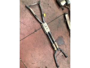 Gebruikte Uitlaat Middendemper BMW 6 serie (E64) 645 Ci 4.4 V8 32V Prijs op aanvraag aangeboden door N Kossen Autorecycling BV