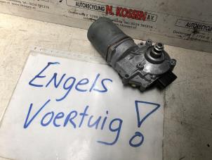 Gebruikte Ruitenwissermotor voor Chrysler Voyager Prijs op aanvraag aangeboden door N Kossen Autorecycling BV
