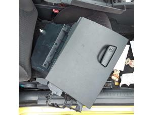 Gebruikte Dashboardkastje Fiat Stilo (192A/B) 1.6 16V 3-Drs. Prijs op aanvraag aangeboden door N Kossen Autorecycling BV