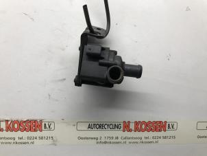 Gebruikte Extra waterpomp Volkswagen Golf VII (AUA) 2.0 GTI 16V Performance Package Prijs op aanvraag aangeboden door N Kossen Autorecycling BV