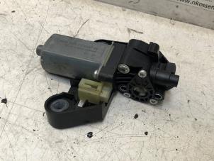 Gebruikte Motor electrisch raam BMW 7 serie (F01/02/03/04) 730d 24V Prijs op aanvraag aangeboden door N Kossen Autorecycling BV