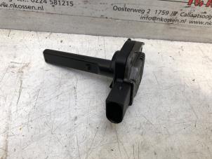 Gebruikte Olie niveau sensor BMW 3-Serie Prijs op aanvraag aangeboden door N Kossen Autorecycling BV