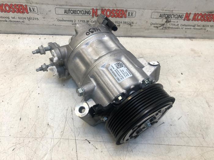 Gebruikte Aircopomp Ford Focus 4 Wagon 1.0 EcoBoost 12V Hybrid 125 Prijs op aanvraag aangeboden door N Kossen Autorecycling BV