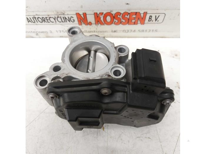 Gebruikte Gasklephuis Ford Focus 4 Wagon 1.0 EcoBoost 12V Hybrid 125 Prijs op aanvraag aangeboden door N Kossen Autorecycling BV