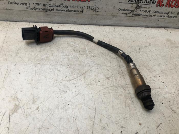 Lambda Sonde van een Ford Focus 4 Wagon 1.0 EcoBoost 12V Hybrid 125 2020