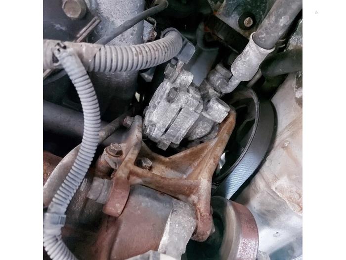 Gebruikte Servopomp Mitsubishi Grandis (NA) 2.4 16V MIVEC Prijs op aanvraag aangeboden door N Kossen Autorecycling BV