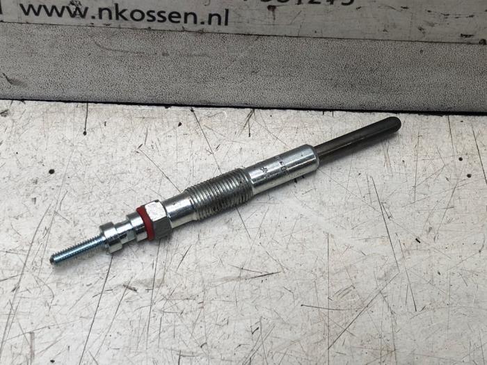 Nieuwe Gloeikaars Hyundai Santafe Prijs op aanvraag aangeboden door N Kossen Autorecycling BV