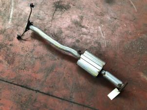 Gebruikte Uitlaat Middendemper Mazda 323 (BF) 1.3 DX,LX,GLX Prijs op aanvraag aangeboden door N Kossen Autorecycling BV