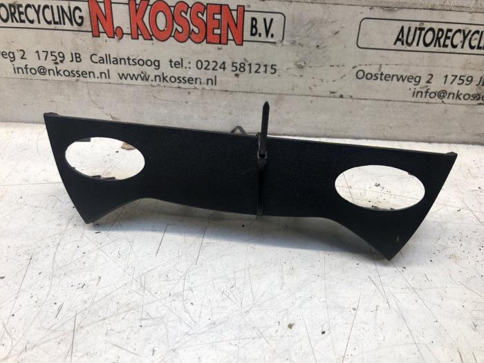 Gebruikte Dashboard deel Porsche 911 (996) 3.4 Carrera 24V Prijs op aanvraag aangeboden door N Kossen Autorecycling BV