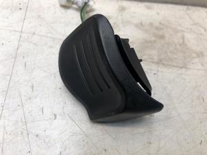 Gebruikte Schakelflipper set Volkswagen Scirocco (137/13AD) 2.0 TDI 16V Prijs op aanvraag aangeboden door N Kossen Autorecycling BV