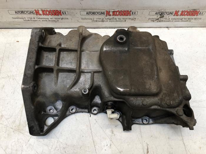 Gebruikte Carterpan Opel Vivaro Prijs op aanvraag aangeboden door N Kossen Autorecycling BV