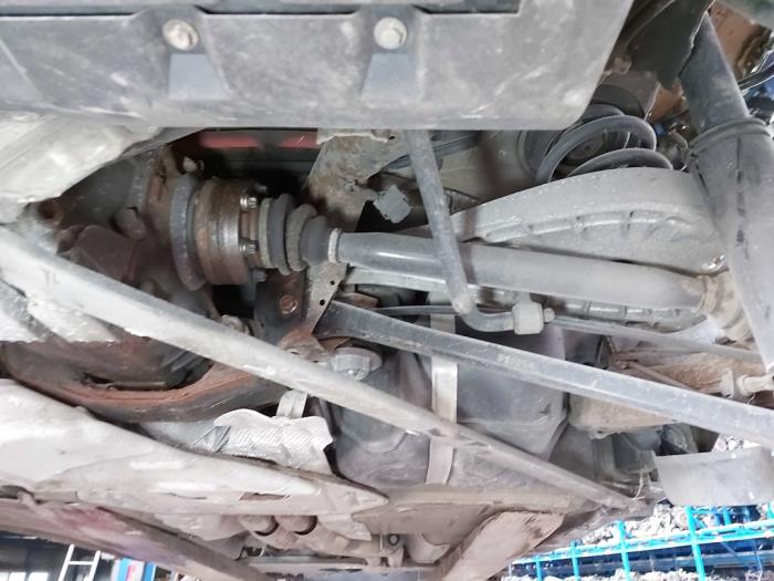 Gebruikte Aandrijfas rechts-achter BMW Z4 Prijs op aanvraag aangeboden door N Kossen Autorecycling BV