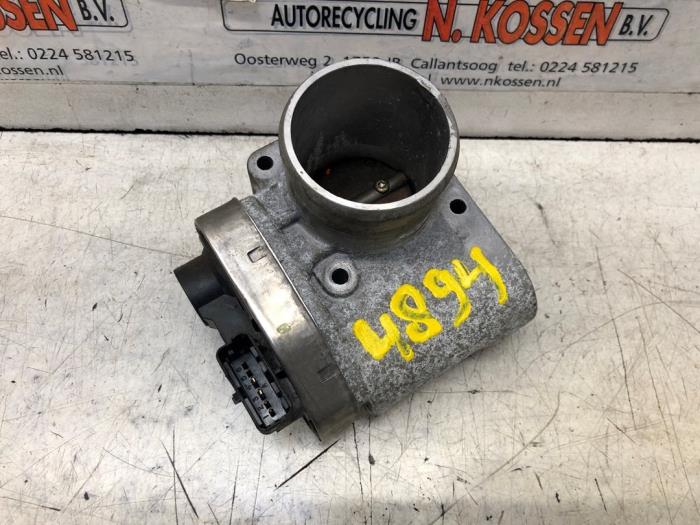 Gebruikte Gasklephuis Fiat Stilo (192A/B) 1.6 16V 3-Drs. Prijs op aanvraag aangeboden door N Kossen Autorecycling BV