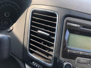 Gebruikte Luchtrooster Dashboard Seat Alhambra (7N) 2.0 TDI 16V Prijs op aanvraag aangeboden door N Kossen Autorecycling BV
