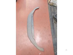 Gebruikte Bumper onderplaat Seat Alhambra (7N) 2.0 TDI 16V Prijs op aanvraag aangeboden door N Kossen Autorecycling BV