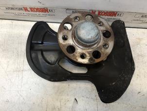 Gebruikte Asschenkel links-voor Mercedes C (W204) 1.8 C-180 CGI 16V Prijs op aanvraag aangeboden door N Kossen Autorecycling BV