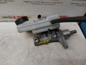 Gebruikte Hoofdremcilinder Opel Movano Prijs op aanvraag aangeboden door N Kossen Autorecycling BV