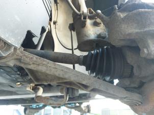 Gebruikte Homokineetas links-voor Renault Scénic I (JA) 2.0 16V RX4 Prijs op aanvraag aangeboden door N Kossen Autorecycling BV