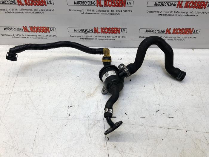 Gebruikte Oliefilter Fiat Punto Evo (199) 1.3 JTD Multijet 85 16V Euro 5 Prijs op aanvraag aangeboden door N Kossen Autorecycling BV