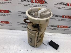 Gebruikte Benzinepomp Volkswagen New Beetle (9C1/9G1) 2.0 Prijs op aanvraag aangeboden door N Kossen Autorecycling BV