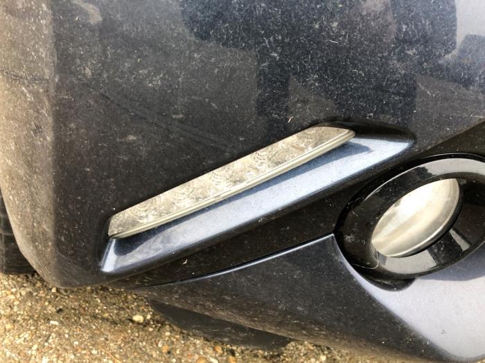Dagrijverlichting rechts van een Toyota Aygo (B40) 1.0 12V VVT-i 2016