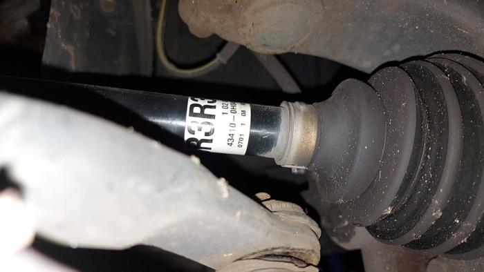 Steekas rechts-voor van een Toyota Aygo (B40) 1.0 12V VVT-i 2016