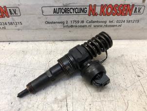 Gebruikte Verstuiver (diesel) Seat Alhambra (7V8/9) 1.9 TDi 4 Motion 115 Prijs op aanvraag aangeboden door N Kossen Autorecycling BV