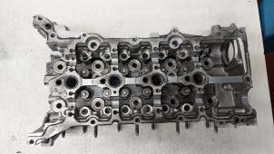 Gebruikte Cilinderkop Opel Vivaro Prijs op aanvraag aangeboden door N Kossen Autorecycling BV