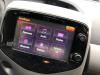 Toyota Aygo (B40) 1.0 12V VVT-i Display Interieur