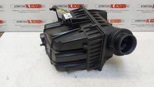 Gebruikte Luchtfilterhuis Landrover Freelander II 2.0 Si4 16V Prijs op aanvraag aangeboden door N Kossen Autorecycling BV