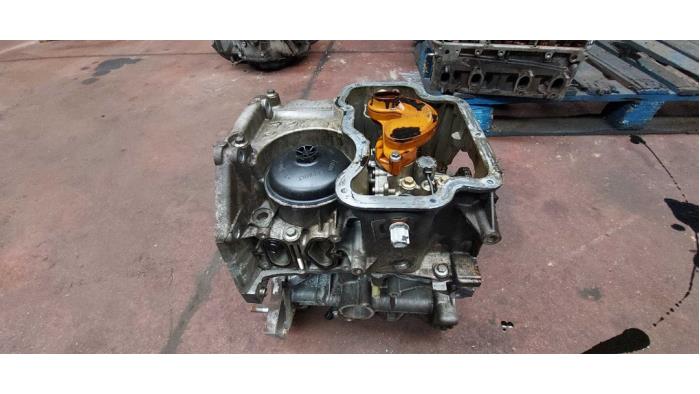 Gebruikte Carterpan Renault Clio Prijs op aanvraag aangeboden door N Kossen Autorecycling BV