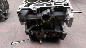 Gebruikte Zuiger Renault Clio Prijs op aanvraag aangeboden door N Kossen Autorecycling BV