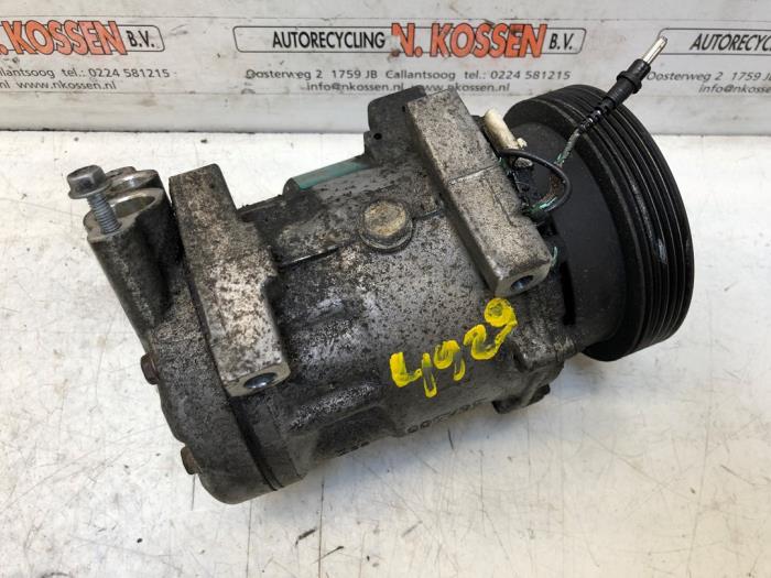 Gebruikte Pomp Airco Dacia Logan (LS) 1.6 Prijs op aanvraag aangeboden door N Kossen Autorecycling BV