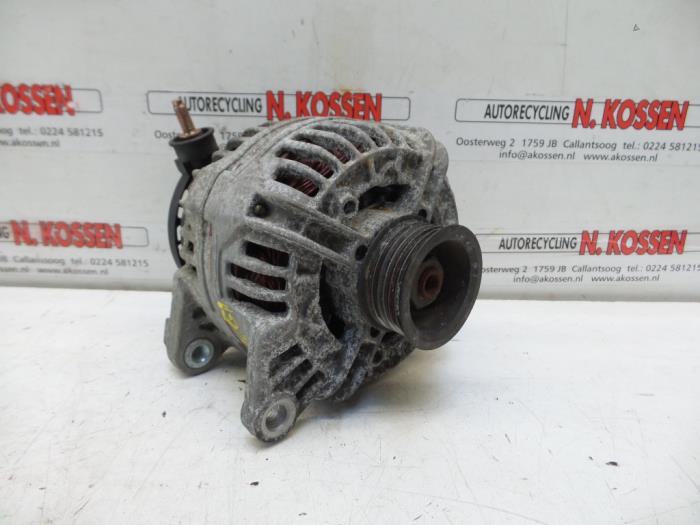 Gebruikte Dynamo Jeep Grand Cherokee (WG/WJ) 4.0i Prijs op aanvraag aangeboden door N Kossen Autorecycling BV