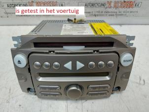 Gebruikte Radio CD Speler Daihatsu Sirion 2 (M3) 1.3 16V DVVT Prijs op aanvraag aangeboden door N Kossen Autorecycling BV