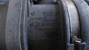 Gebruikte Luchtmassameter Jeep Grand Cherokee (WG/WJ) 2.7 CRD 20V Prijs op aanvraag aangeboden door N Kossen Autorecycling BV