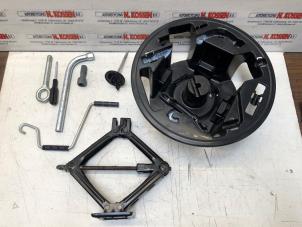 Gebruikte Krikset Fiat Grande Punto (199) 1.2 Prijs op aanvraag aangeboden door N Kossen Autorecycling BV